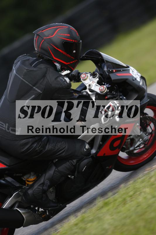 /Archiv-2024/29 12.06.2024 MOTO.CH Track Day ADR/Gruppe blau/58